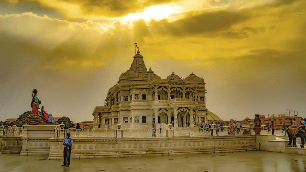 Prem Mandir, Vrindavan