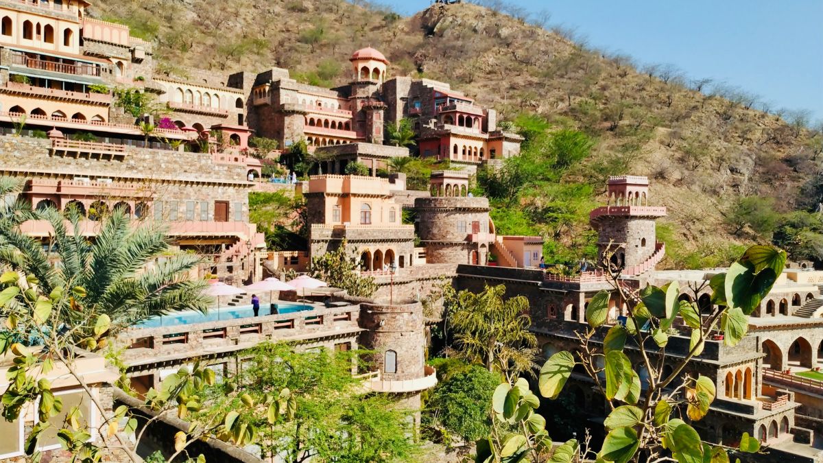 Neemrana Fort, Alwar