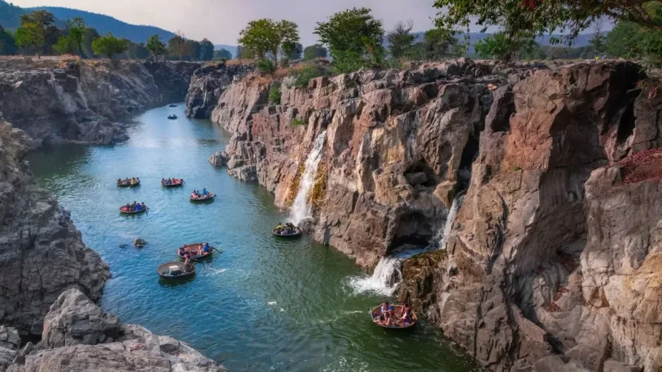 Hogenakkal Falls