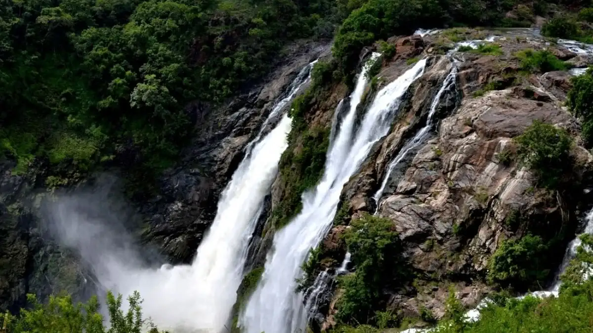 Shivanasamudra Falls