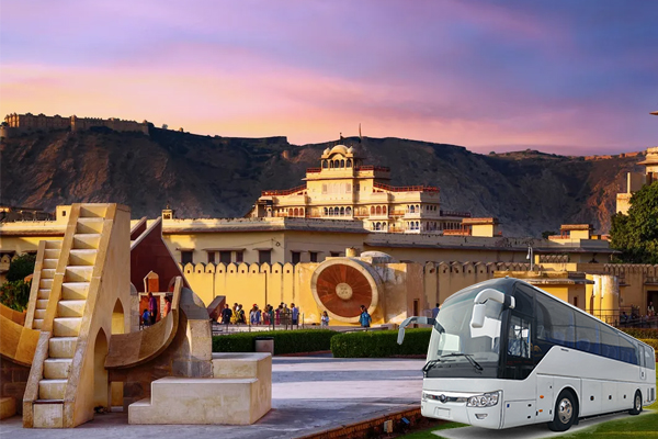 Jaipur Tour by Bus from Delhi