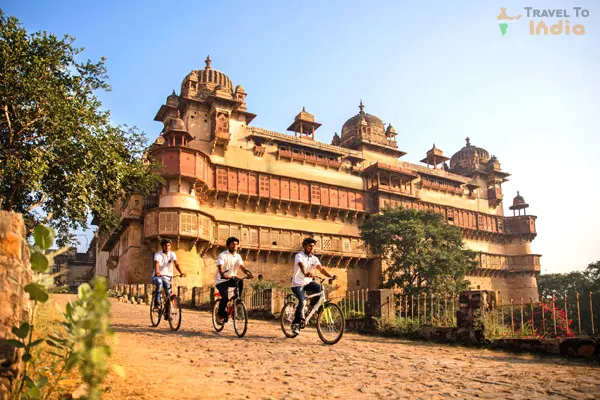 Khajuraho to Orchha