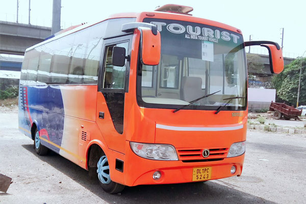 52 seater A/C BUS rental, Delhi at Rs 10000/day in Delhi