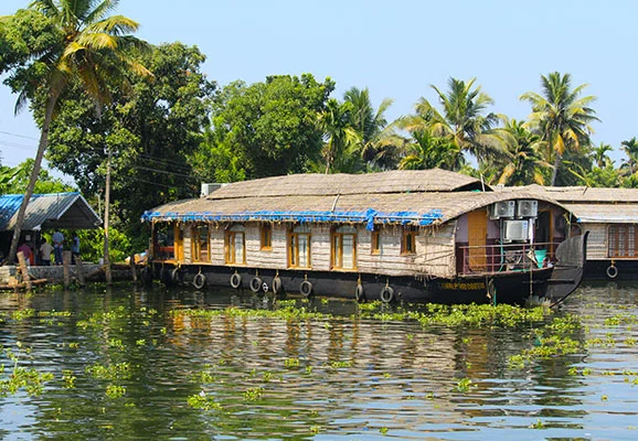 Kerala Backwaters Tour