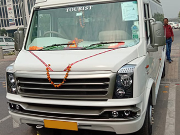 12 Seater Tempo Traveller Hire in Jaipur