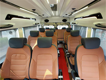 9 Seater Luxury Maharaja Tempo Traveller in Chandigarh